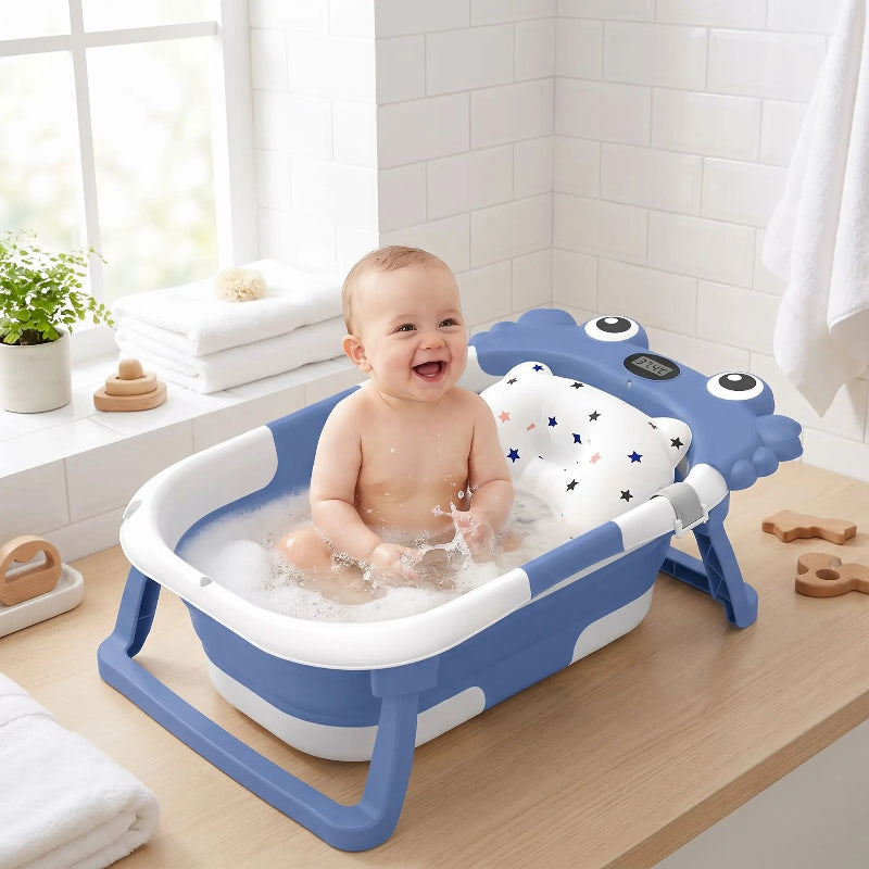 Baignoire-bébé. Bébé prend son bain